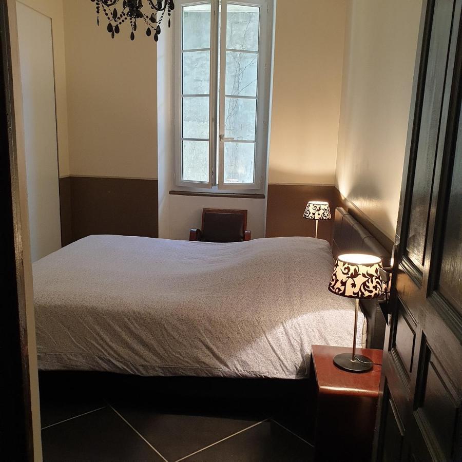 Appartement Intra Muros 8 Personnes Climatise Wifi Stationnement Facile Avinyon Dış mekan fotoğraf