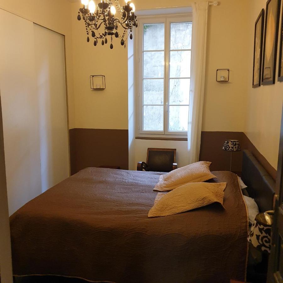 Appartement Intra Muros 8 Personnes Climatise Wifi Stationnement Facile Avinyon Dış mekan fotoğraf